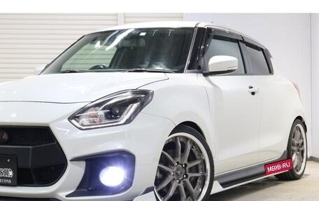 Suzuki Swift V, 2020 год, 1 330 000 рублей, 2 фотография