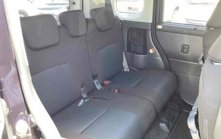 Toyota Roomy I, 2022 год, 900 000 рублей, 11 фотография