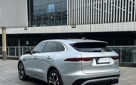 Jaguar F-Pace, 2021 год, 4 фотография
