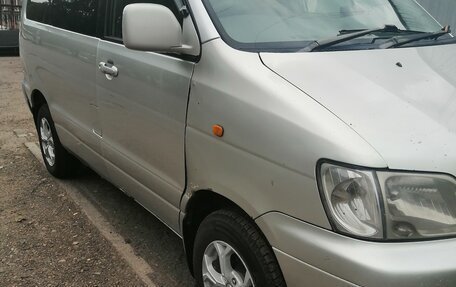 Toyota Town Ace III, 2000 год, 700 000 рублей, 2 фотография