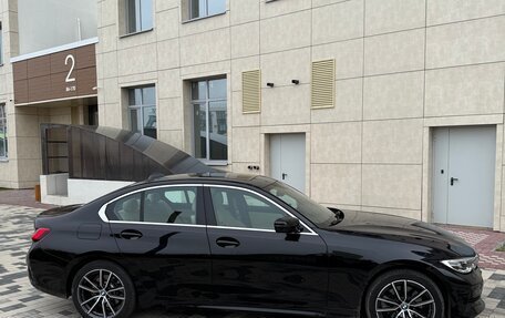 BMW 3 серия, 2019 год, 3 200 000 рублей, 2 фотография