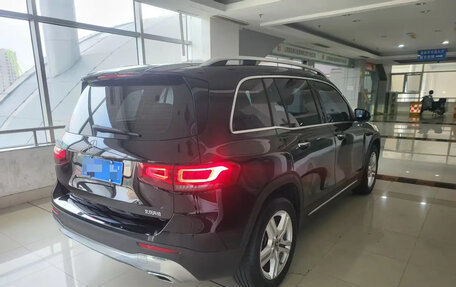 Mercedes-Benz GLB, 2022 год, 2 343 000 рублей, 2 фотография