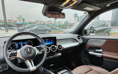 Mercedes-Benz GLB, 2024 год, 3 591 000 рублей, 3 фотография