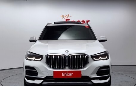 BMW X5, 2022 год, 6 948 000 рублей, 2 фотография