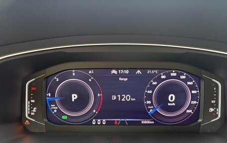 Volkswagen Tiguan II, 2021 год, 4 250 000 рублей, 13 фотография