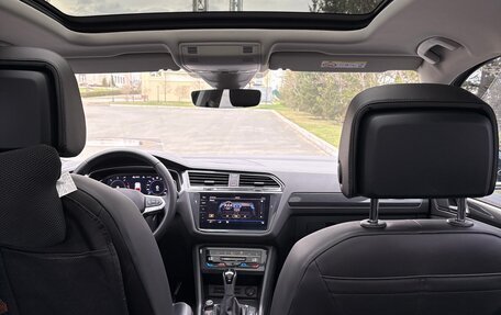 Volkswagen Tiguan II, 2021 год, 4 250 000 рублей, 20 фотография