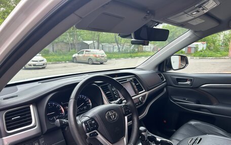 Toyota Highlander III, 2017 год, 4 400 000 рублей, 7 фотография