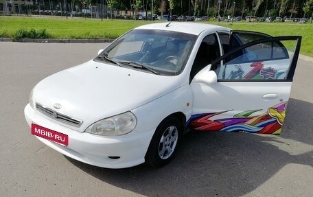 KIA Rio II, 2001 год, 350 000 рублей, 2 фотография