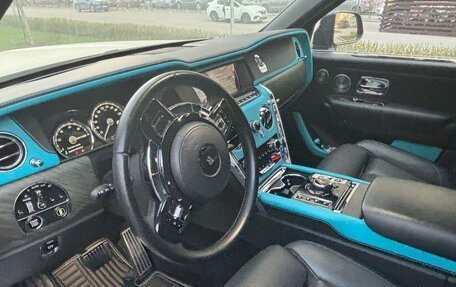 Rolls-Royce Cullinan, 2019 год, 37 990 000 рублей, 10 фотография