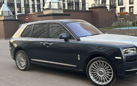 Rolls-Royce Cullinan, 2019 год, 37 990 000 рублей, 2 фотография