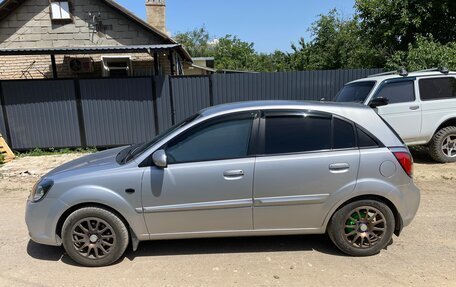 KIA Rio II, 2011 год, 650 000 рублей, 3 фотография