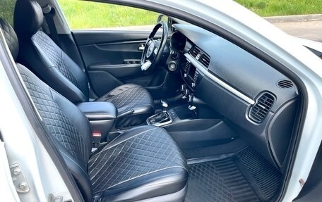 KIA Rio IV, 2018 год, 1 300 000 рублей, 14 фотография