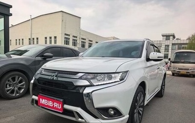 Mitsubishi Outlander III рестайлинг 3, 2021 год, 1 790 200 рублей, 1 фотография