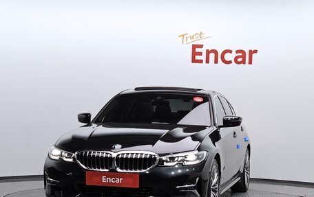 BMW 3 серия, 2022 год, 2 347 000 рублей, 1 фотография
