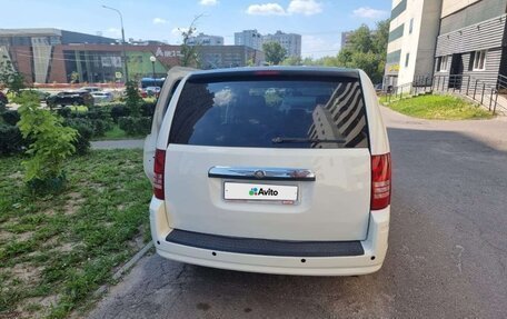 Chrysler Town & Country V рестайлинг, 2007 год, 1 430 000 рублей, 4 фотография