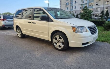 Chrysler Town & Country V рестайлинг, 2007 год, 1 430 000 рублей, 6 фотография