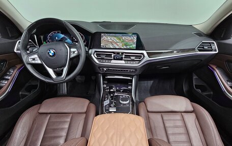BMW 3 серия, 2022 год, 2 347 000 рублей, 6 фотография