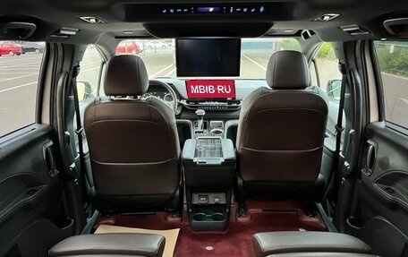 Toyota Sienna, 2021 год, 2 600 500 рублей, 15 фотография