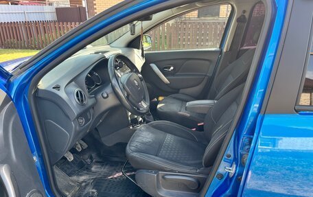 Renault Logan II, 2014 год, 735 000 рублей, 6 фотография