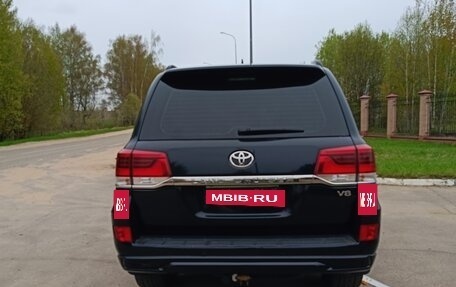 Toyota Land Cruiser 200, 2016 год, 6 150 000 рублей, 7 фотография