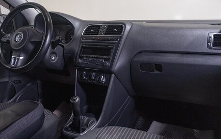 Volkswagen Polo VI (EU Market), 2012 год, 729 000 рублей, 16 фотография