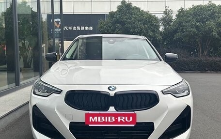 BMW 2 серия, 2022 год, 3 300 000 рублей, 2 фотография