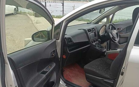 Toyota Ractis II, 2013 год, 800 000 рублей, 27 фотография