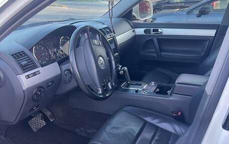 Volkswagen Touareg III, 2009 год, 1 290 000 рублей, 16 фотография