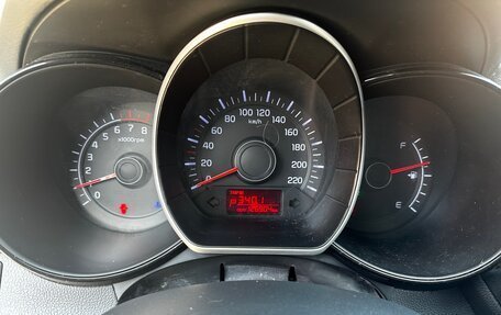 KIA Rio III рестайлинг, 2011 год, 920 000 рублей, 6 фотография