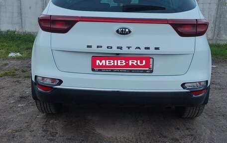 KIA Sportage IV рестайлинг, 2020 год, 2 450 000 рублей, 4 фотография