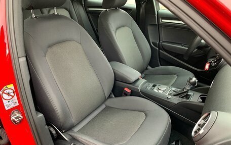 Audi A3, 2019 год, 1 810 000 рублей, 10 фотография