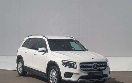 Mercedes-Benz GLB, 2020 год, 2 990 000 рублей, 3 фотография