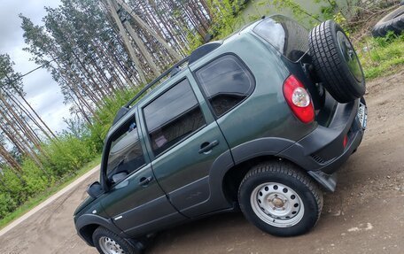 Chevrolet Niva I рестайлинг, 2012 год, 485 000 рублей, 5 фотография