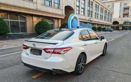 Toyota Camry, 2022 год, 2 200 000 рублей, 7 фотография