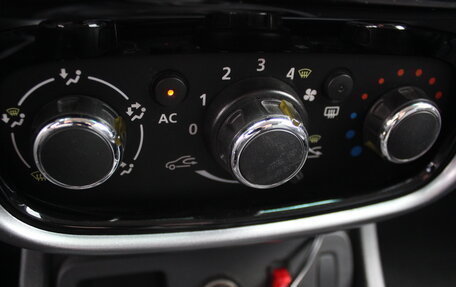 Renault Duster I рестайлинг, 2012 год, 797 000 рублей, 18 фотография