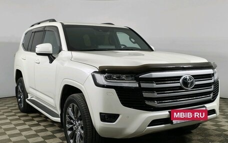 Toyota Land Cruiser, 2022 год, 10 500 000 рублей, 3 фотография