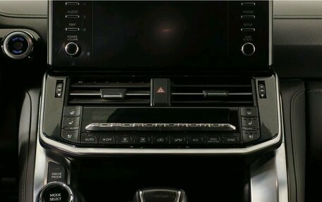 Toyota Land Cruiser, 2022 год, 10 500 000 рублей, 12 фотография
