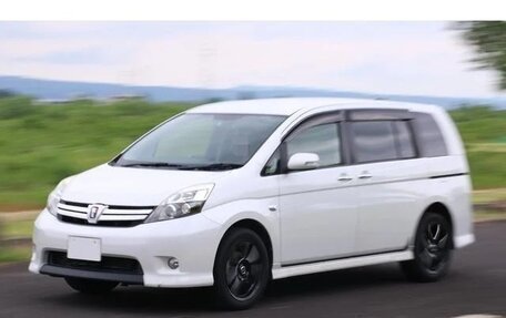 Toyota ISis I, 2011 год, 1 065 000 рублей, 2 фотография