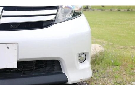 Toyota ISis I, 2011 год, 1 065 000 рублей, 16 фотография