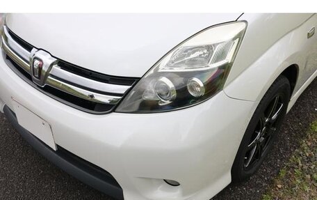 Toyota ISis I, 2011 год, 1 065 000 рублей, 18 фотография