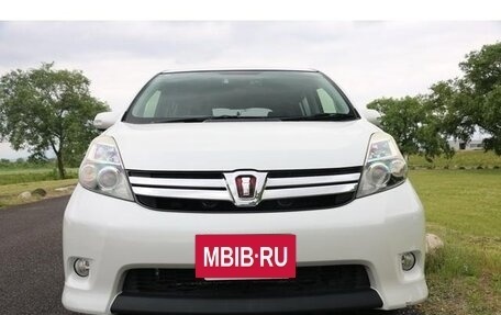 Toyota ISis I, 2011 год, 1 065 000 рублей, 17 фотография