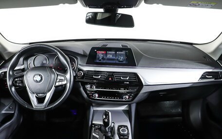 BMW 5 серия, 2019 год, 3 699 000 рублей, 13 фотография