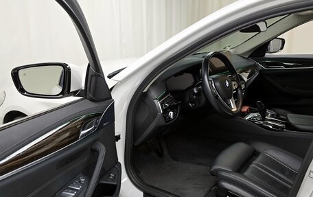BMW 5 серия, 2021 год, 3 007 000 рублей, 5 фотография