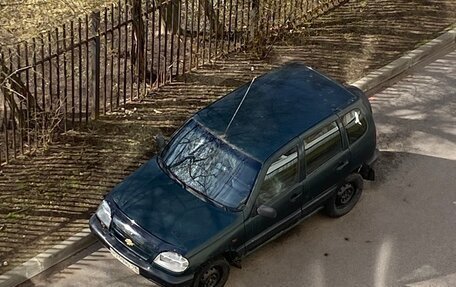 Chevrolet Niva I рестайлинг, 2003 год, 160 000 рублей, 1 фотография
