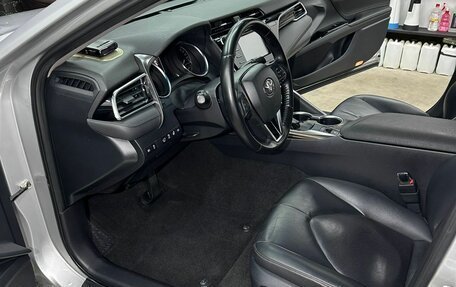 Toyota Camry, 2019 год, 2 640 000 рублей, 17 фотография