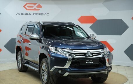 Mitsubishi Pajero Sport III рестайлинг, 2019 год, 2 790 000 рублей, 3 фотография