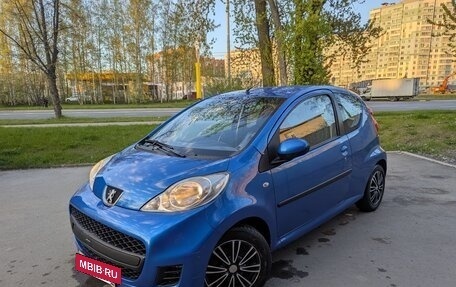 Peugeot 107 I рестайлинг, 2010 год, 420 000 рублей, 16 фотография
