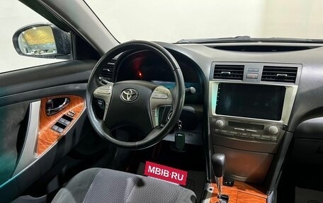 Toyota Camry, 2009 год, 1 200 000 рублей, 11 фотография
