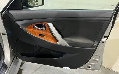 Toyota Camry, 2009 год, 1 200 000 рублей, 31 фотография