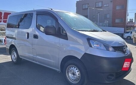 Nissan NV200, 2021 год, 1 915 000 рублей, 3 фотография